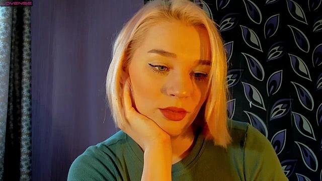 Mila_Clarke