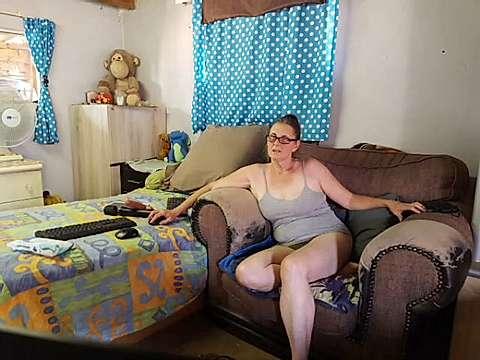 Milf_Ava