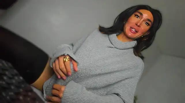 MistressNextDoor_
