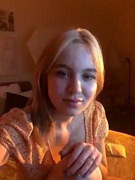 Molly_Milk28