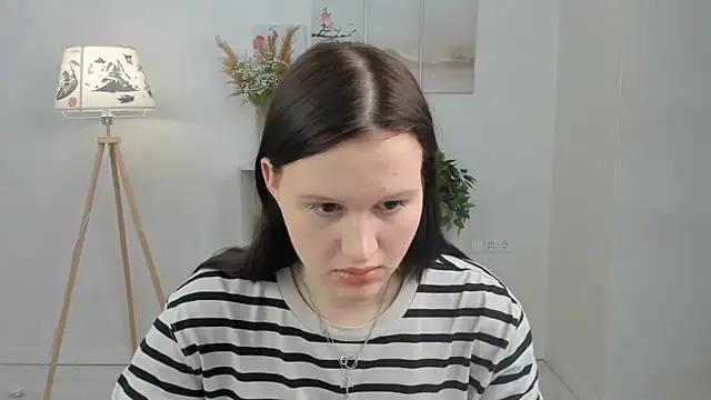 MonaHewlett