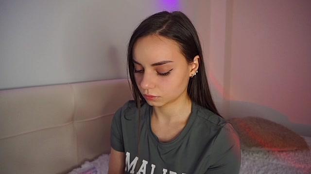 MonicaJons