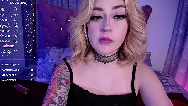 Mykinkydoll__
