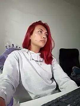 Nahomy_Tara_
