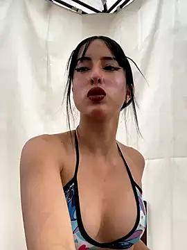 Natassha_pinkk