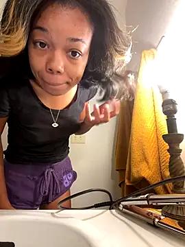 Nicki_Lawson