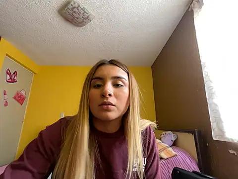 Nicki_cam