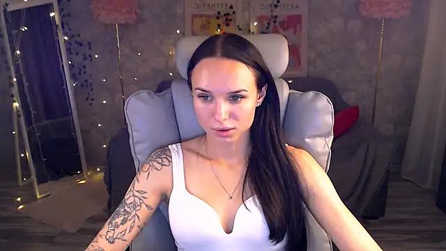 NicoleMerz