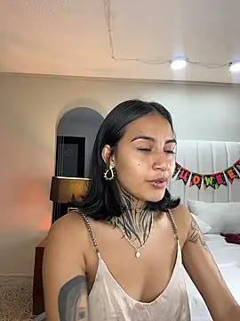Nicolle_Sweett__