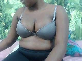 NikkiJizz25