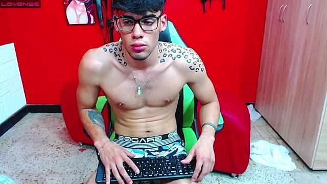 Noah_hunter