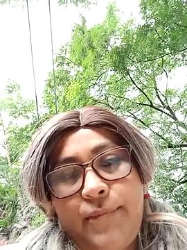 North-American-Mom