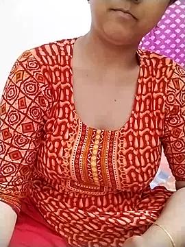 Pakhi11
