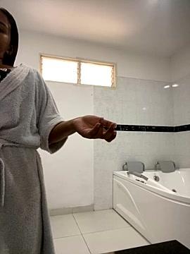Pokaa_Hot