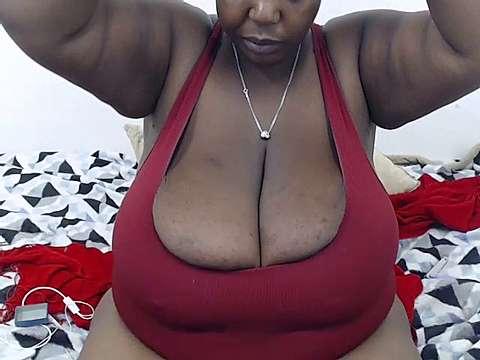 PosH_Busty29