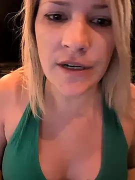 Pxetiteblonde1