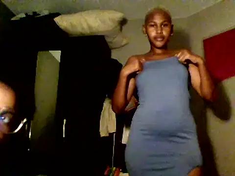 Queen_sauser3