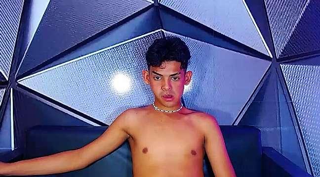ROMANSKINNYBOY