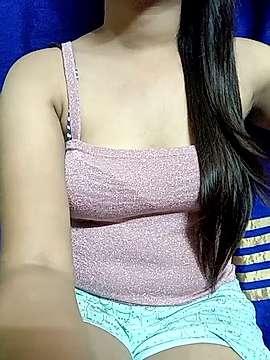 Radhika_6851