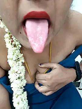Ramya-hot-gueen