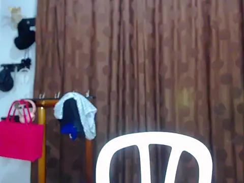 Redhead_incandy