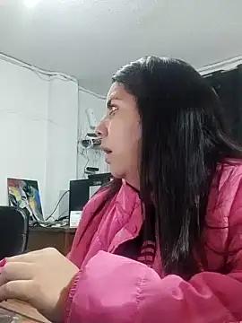 SAMYBIGTITTS