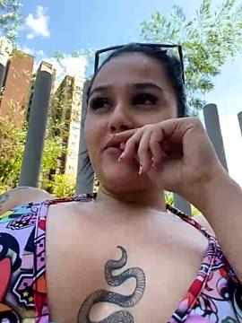 Samantha_Bone