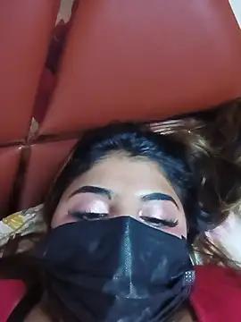 Sanaya_Gil