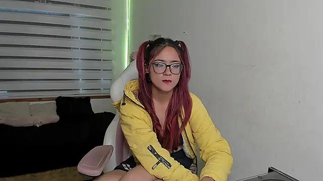 Sara_Red_X1