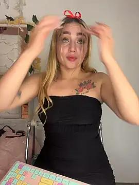 Sara_Sophia420