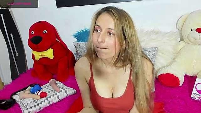 Sarah_Ryaan