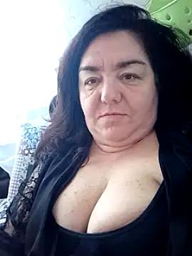 Scarlet_Yilton