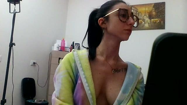 ScarlettModel96