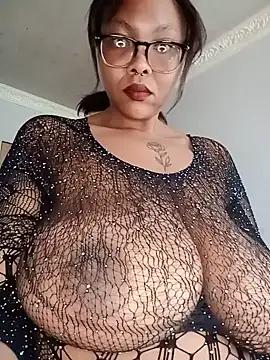 ShantelBootyBoobs