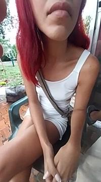 Shirley_caliente