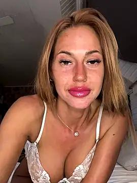 SkinnyVivi28