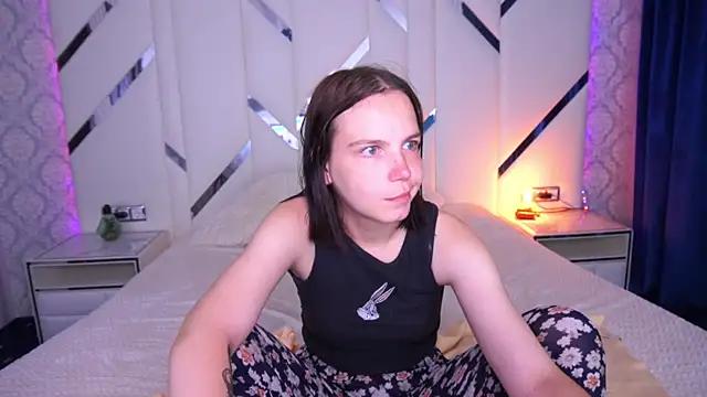 SpicyyDollie