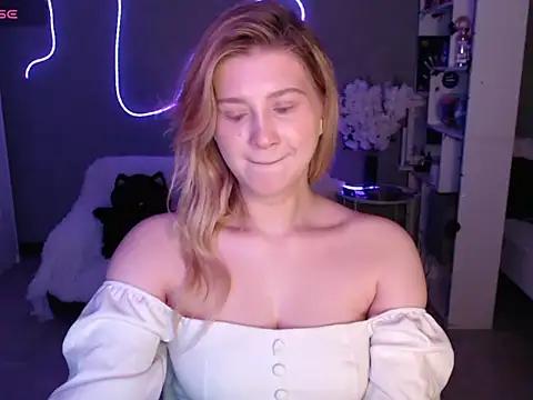 Sweet_Nicole_333