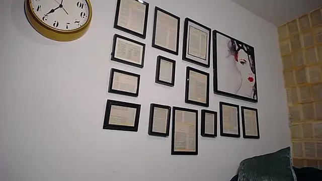 Tania_Monroe