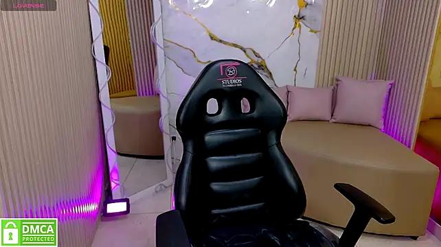 Tessaa_tay
