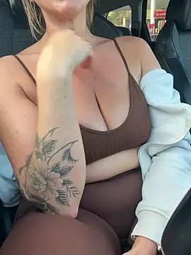 TheMoxyMilf