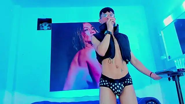 Tommy_Alex_20