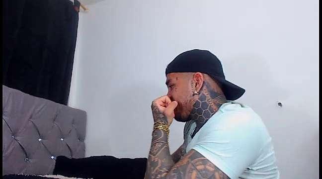 TwoNaugthy77