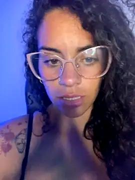 Vanessa-33