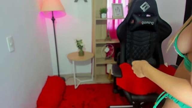 Vanessa_Shy