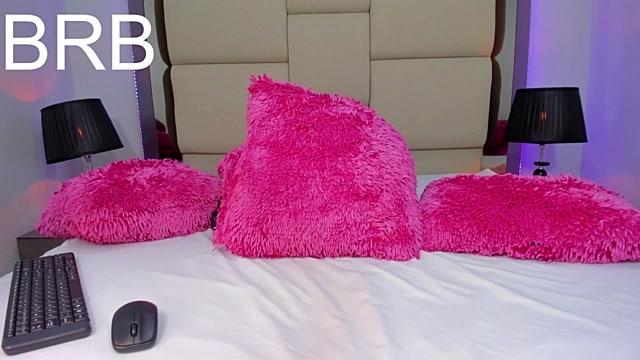 Vannessa_rosse