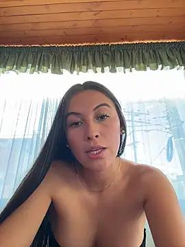 VictoriaLannee