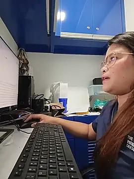 Wild_OfficeGirl_Margarett
