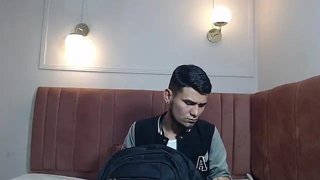 XHotDesire