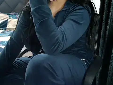 Yashika044